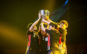 网络游戏外挂产业链的刑法规制